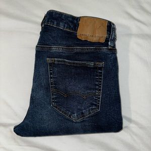 American Eagle 32x30 Skinny Distressed Jeans